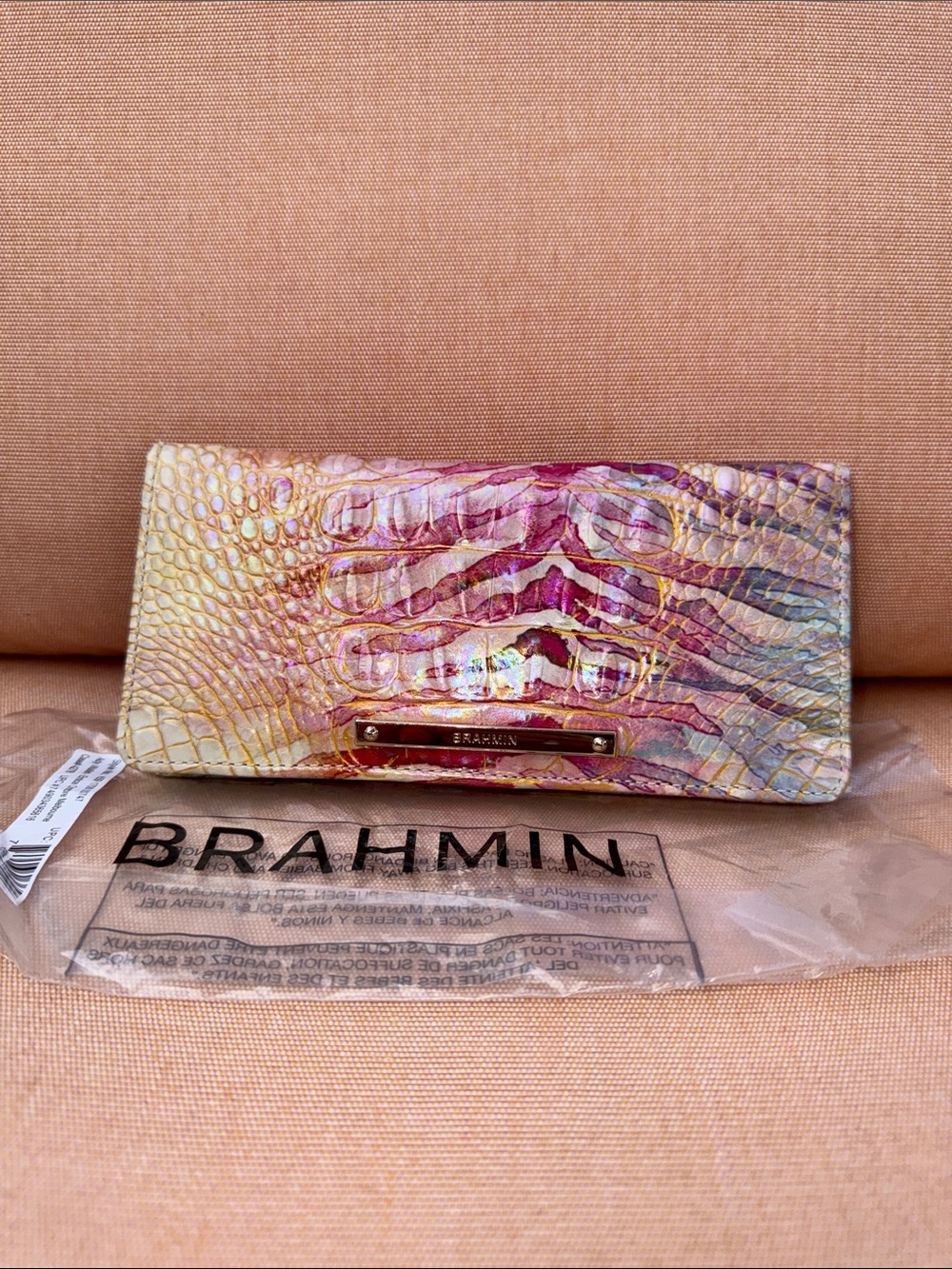 Brahmin Entice Ady Wallet - Picture 1 of 5
